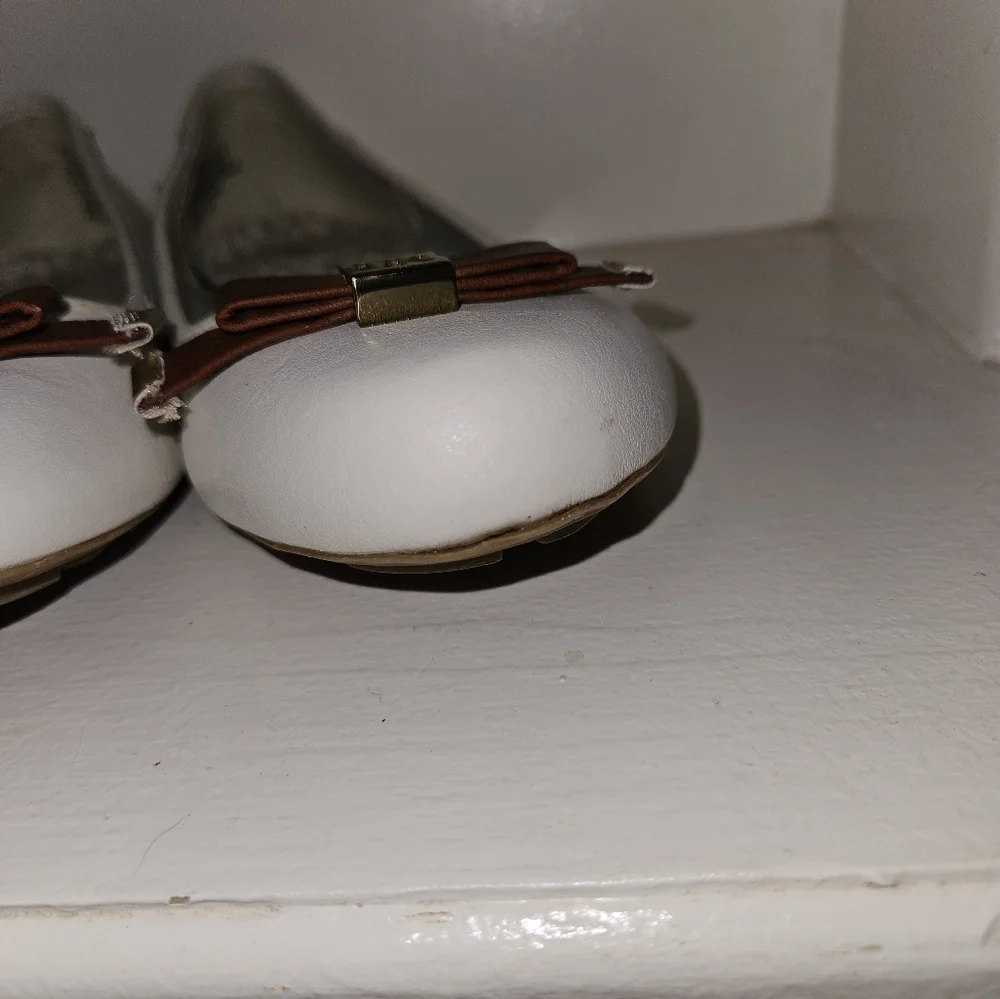 Michael Kors girls outlet Fulton studded moccasin size 3
